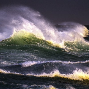 sea spray waves