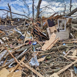 tornado damage aftermath